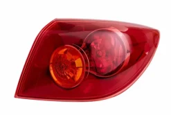 Baklampa Höger Mazda 3 Hatchback BK