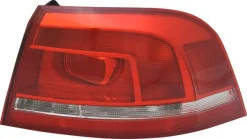 Baklampa Höger VW Passat Variant 365