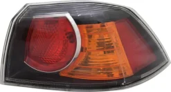 Baklampa Vänster Mitsubishi Lancer VIII