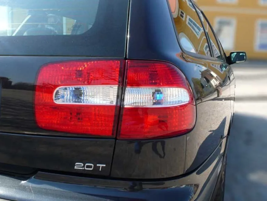 Baklampor Höger Volvo V40 Fas 1 & Fas 2