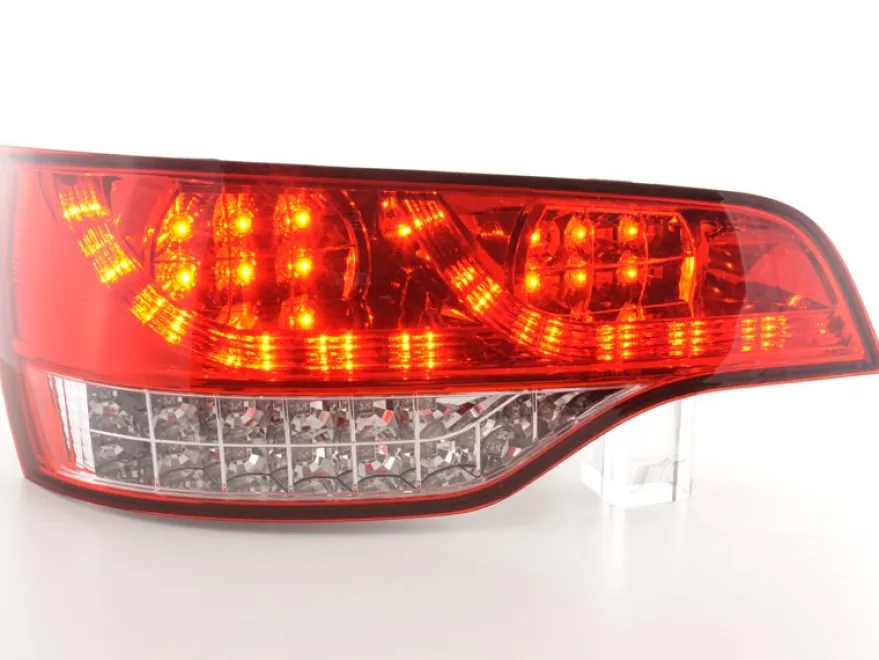Baklampor LED Röd/Klarglas Audi Q7 2005-2009
