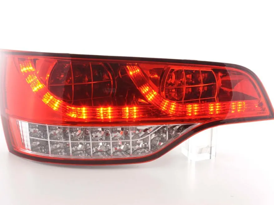 Baklampor LED Röd/Klarglas Audi Q7 2005-2009
