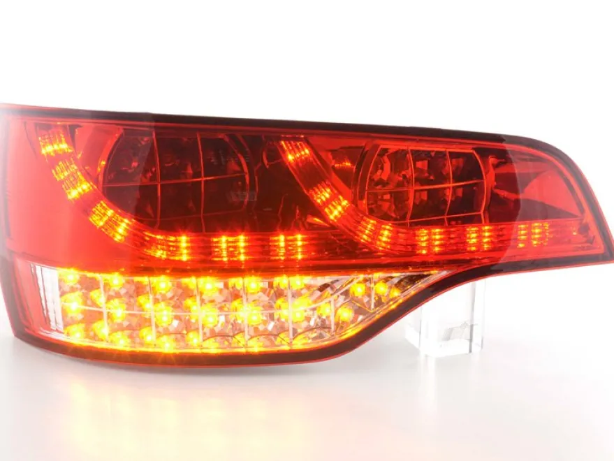 Baklampor LED Röd/Klarglas Audi Q7 2005-2009