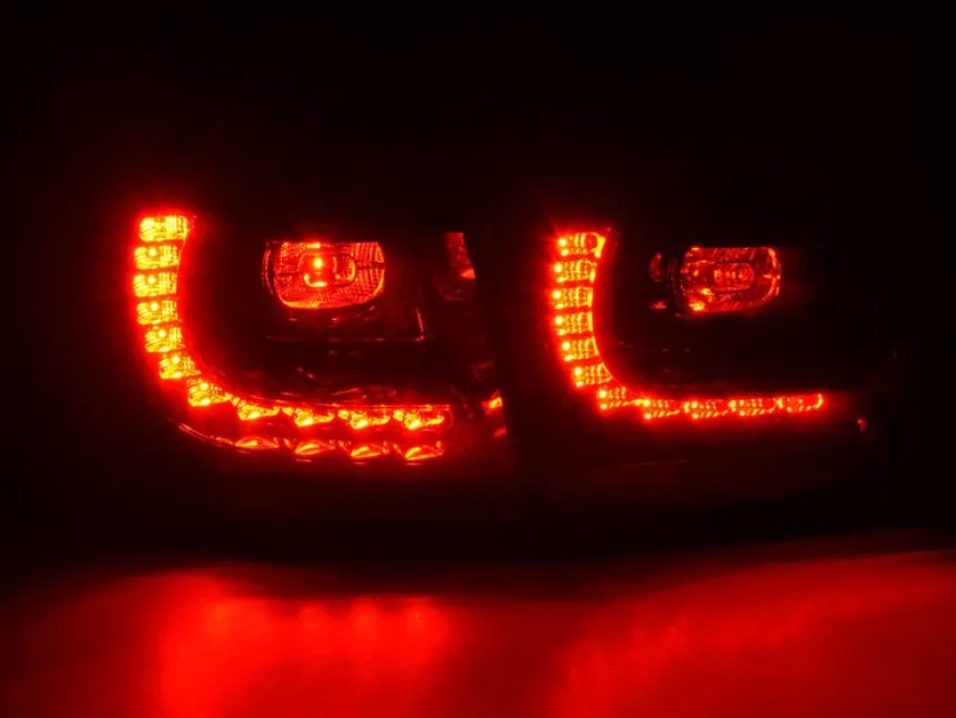 Baklampor LED Smoke/Röd VW Golf MK6 2008-2013