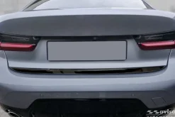 Dekorlist baklucka BMW 3-serien G20/G80 2018– Blank Svart