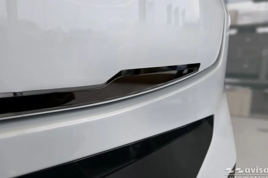 Dekorlist baklucka BMW X4 G02 LCI 2021– Blank Svart