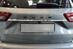 Dekorlist baklucka Ford Kuga III 2019– Krom