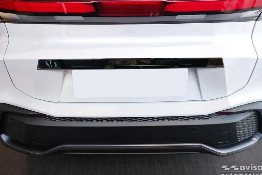 Dekorlist baklucka Toyota C-HR II X20 2023– Blank Svart