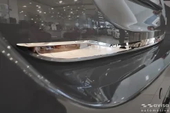 Dekorlist baklucka Toyota Yaris IV 5D 2020– Krom