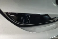 Dekorlist baklucka Volvo V90 II / V90 Cross Country 2016– Blank Svart