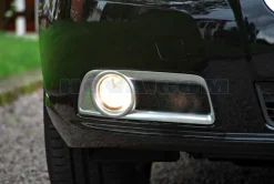 Dimljusgaller R-Design Volvo V70 III 2008- För bilar med parkassistans