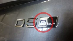Emblem Baklucka R-Design Volvo 2015-