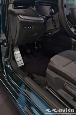 Fotstöd Borstad stål Skoda Octavia IV Lifeback/Kombi 2019->