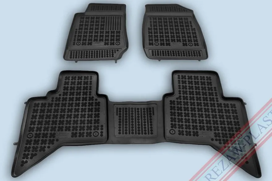 Gummimatta Svart Isuzu D-Max II 2012-2019