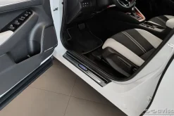 Instegslister i Blank Svart Stål Honda HR-V III 2021-><noscript><img width=