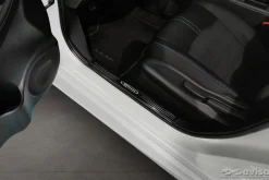 Instegslister i Blank Svart Stål Nissan Leaf II 2E1 2017-><noscript><img width=