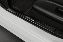 Instegslister i Blank Svart Stål Nissan Leaf II 2E1 2017-><noscript><img width=