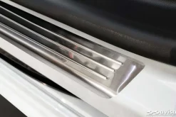 Instegslister i Borstad Stål Nissan Townstar 2021-><noscript><img width=