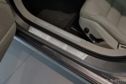 Instegslister i Borstad Stål Volvo V90 II 2016->