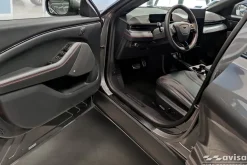 Instegslister i Borstad svart stål Ford Mustang MACH-E 2020->