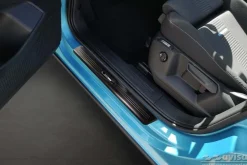 Instegslister i Borstad Svart Stål Ford Tourneo Connect III 2022->
