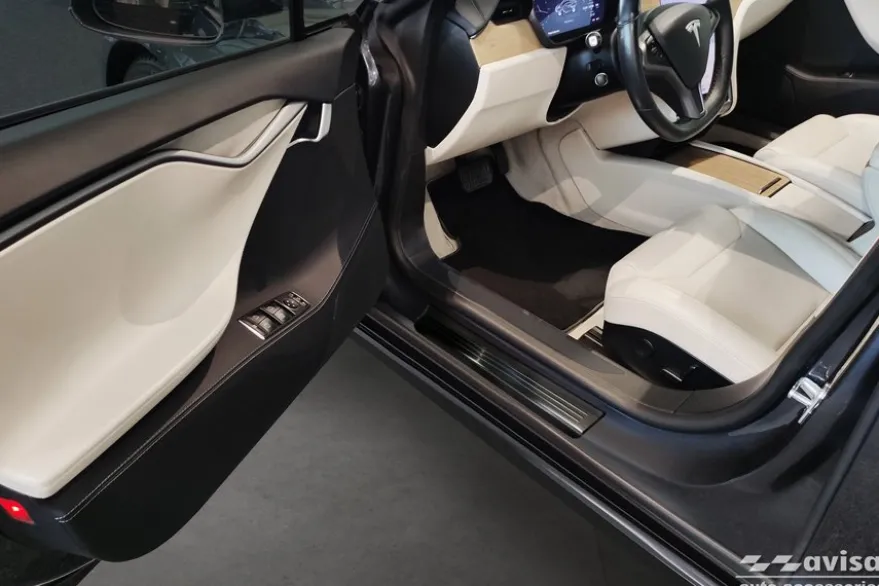 Instegslister i Borstad Svart Stål Tesla Model S 2012->