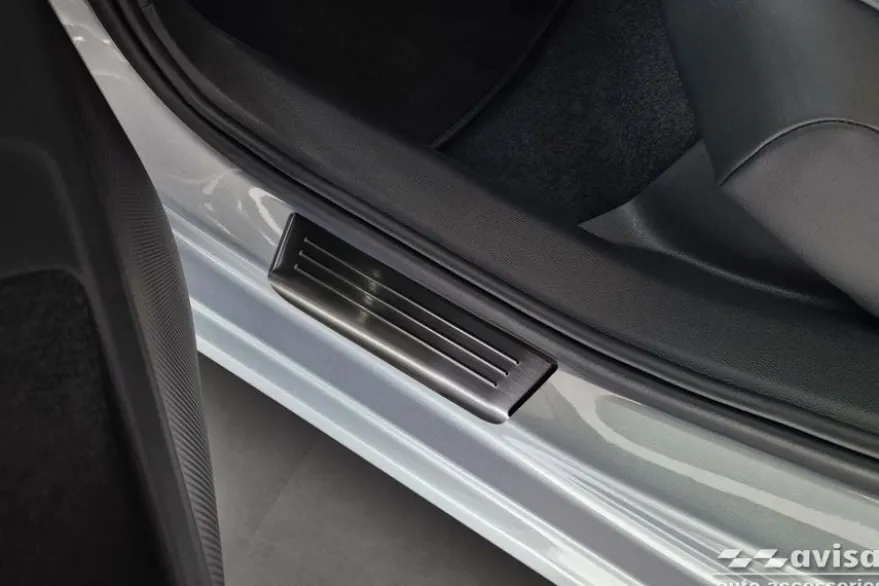 Instegslister i Borstad Svart Stål VW Passat B9 Variant 2024->