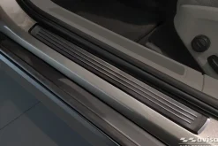 Instegslister i Svart Borstad Stål Volvo S60 III / V60 II 2018-><noscript><img width=