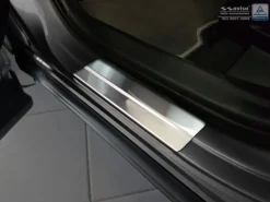 Instegslister Toyota RAV4 IV Svart Borstad Metall.