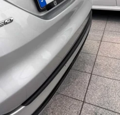 Lastskydd ABS plast – Ford Mondeo Turnier 2015–2021