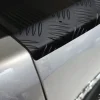 Lastskydd För Bakläm Mattsvart Aluminium Durkplåt Toyota Hilux VIII 2020->