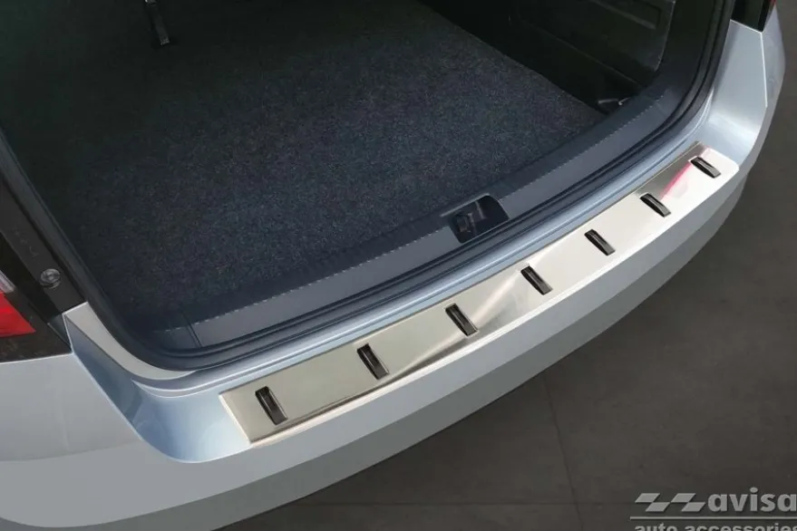 Lastskydd Hybrid Rostfri Metall Skoda Fabia III Kombi 2014-2018