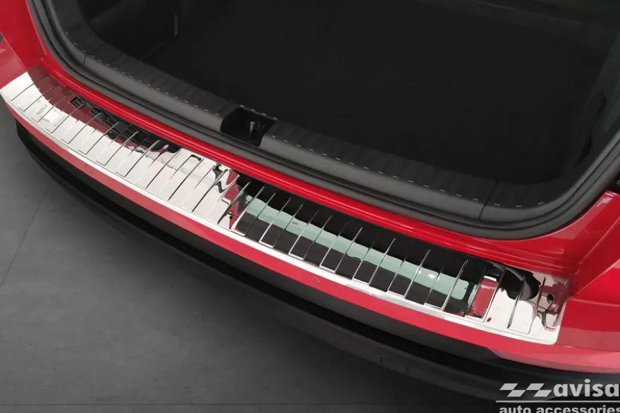 Lastskydd Rostfri Blank Metall Skoda Karoq 2022->