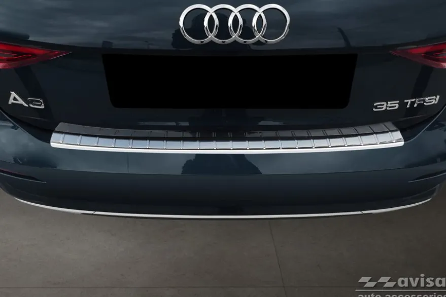Lastskydd Rostfri Borstad Metall Audi A3 IV 8Y 2020->