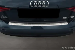 Lastskydd Rostfri Borstad Metall Audi A3 IV 8Y S-Line 2020->