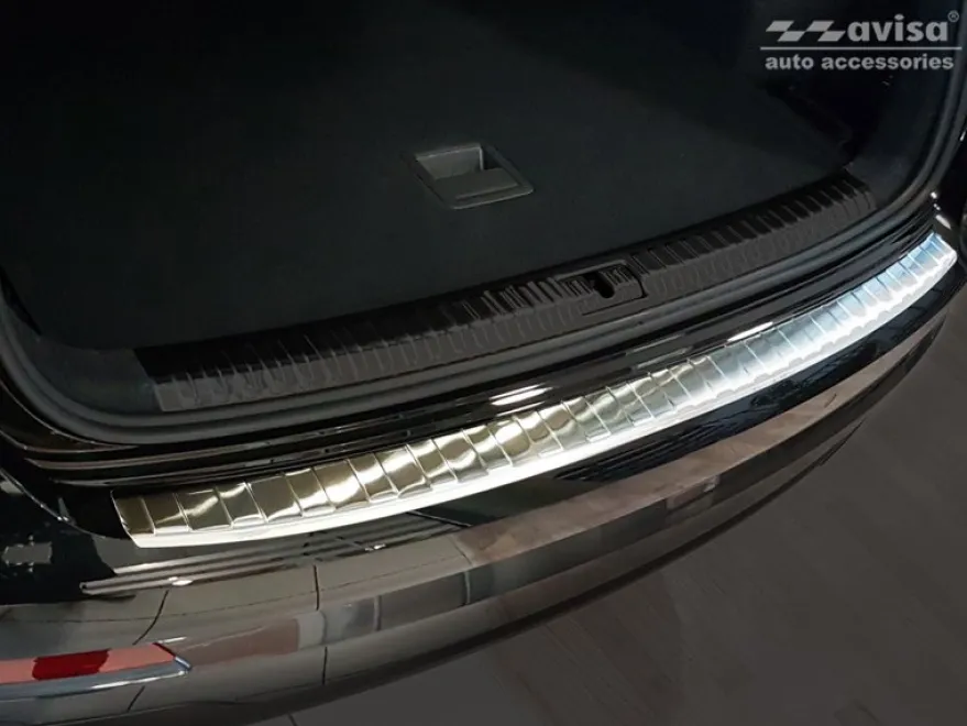 Lastskydd Rostfri Borstad Metall Audi Q3 II 2018-2019