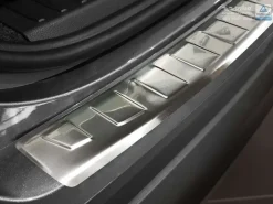 Lastskydd Rostfri Borstad Metall SEAT Arona 2017->