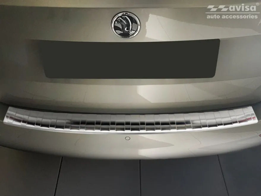 Lastskydd Rostfri Borstad Metall Skoda Fabia III Combi 2018->