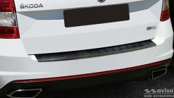 Lastskydd Rostfri Borstad Metall Svart Skoda Octavia III RS Kombi 2013-2019
