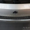 Lastskydd Rostfri Borstad Metall Svart VW Polo VI 2017->