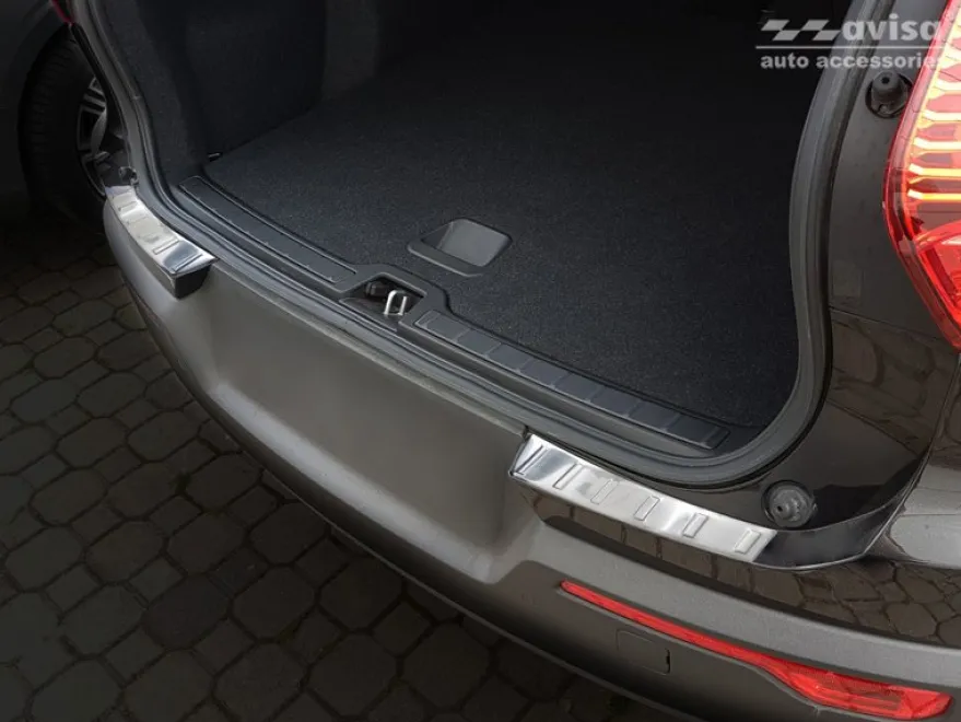 Lastskydd Rostfri Borstad metall Volvo XC40 2017-> EX40 från 2024->