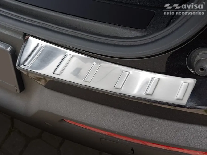 Lastskydd Rostfri Borstad metall Volvo XC40 2017-> EX40 från 2024->