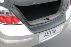 Lastskydd Svart Opel Astra (H) 5-Dörrars 10.2003-10.2009