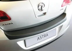 Lastskydd Svart Opel Astra (J) 5-Dörrars 12.2009-8.2012