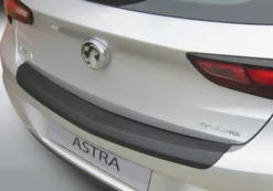 Lastskydd Svart Opel Astra K 5-Dörrars 10.2015-09.2021