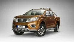 LOWBAR EU frontbåge med hasplåt - Nissan Navara (NP300) 2016-