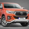 Lowbar EU frontbåge med hasplåt - Toyota Hilux VIII Facelift 2020->
