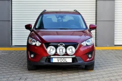 Modellanpassad Voolbar Ljusbåge till Mazda CX-5 2013- Fästen för 2 extraljus