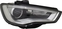 Strålkastare höger Audi A3 8V1/8VA